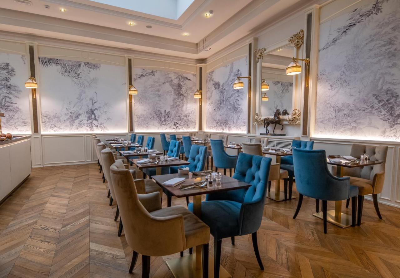 Golden Tower Hotel & Spa Firenze Bagian luar foto The restaurant at The Ivy Temple Row