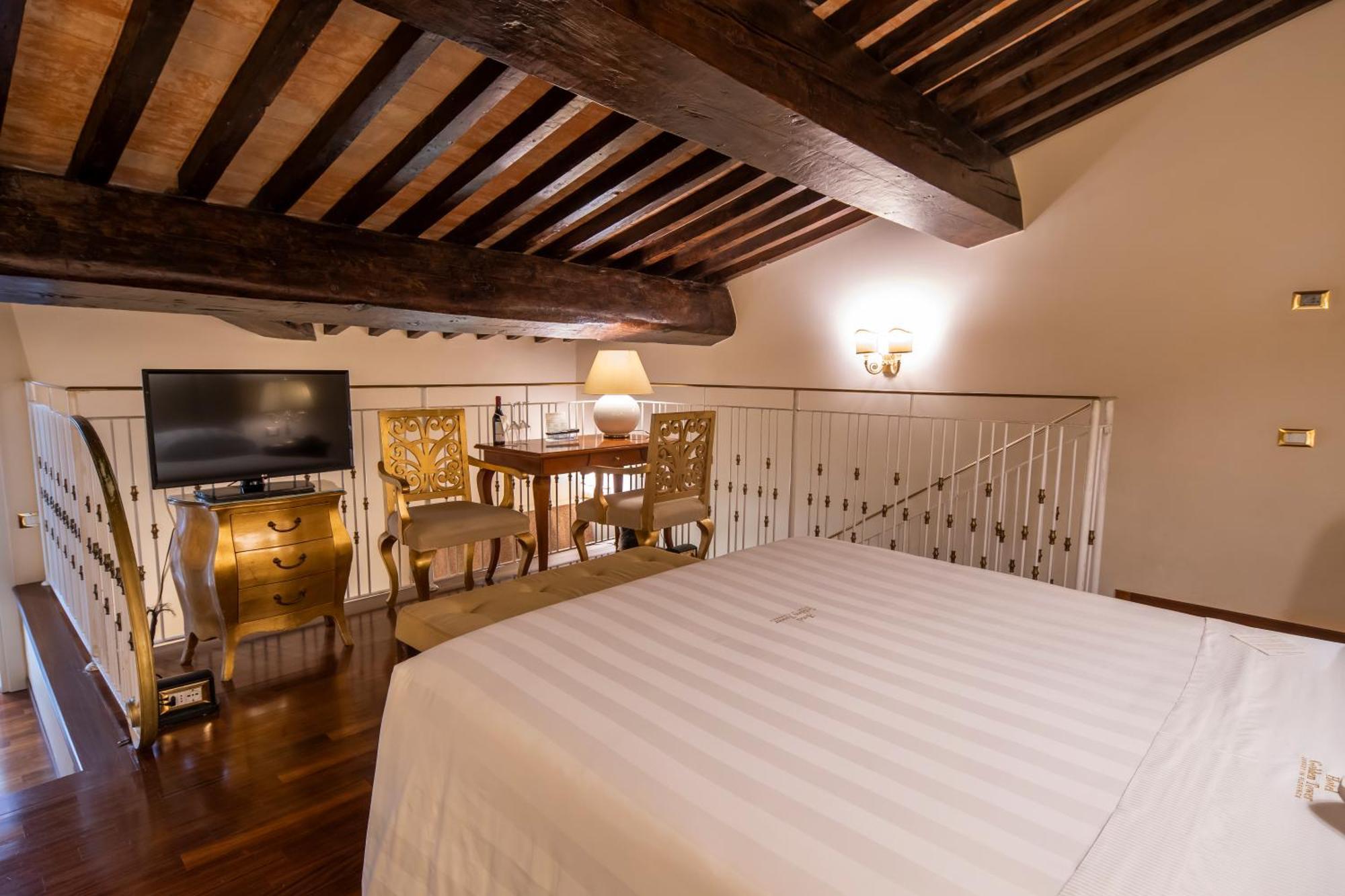 Golden Tower Hotel & Spa Firenze Bagian luar foto A room at the hotel