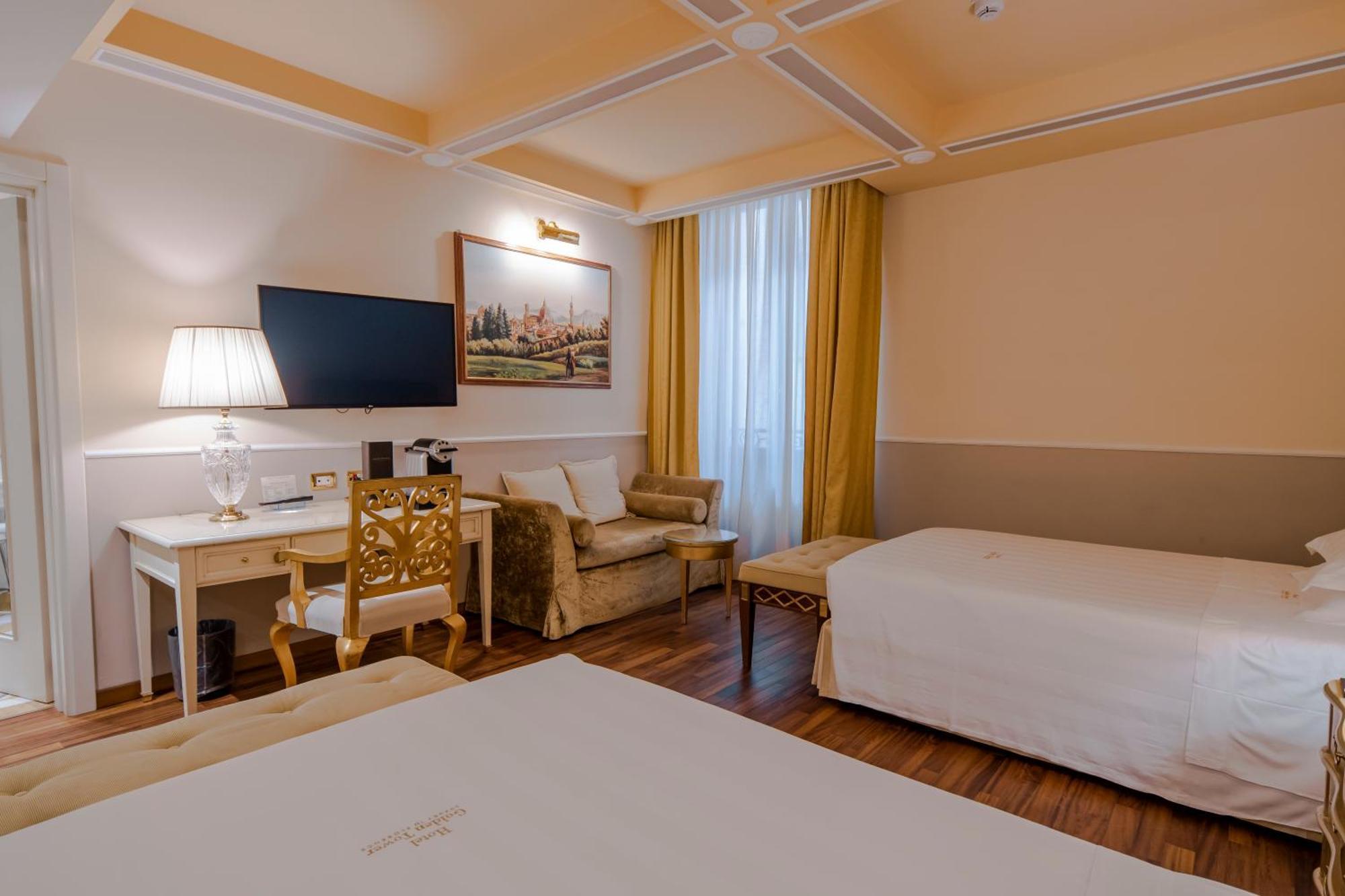 Golden Tower Hotel & Spa Firenze Bagian luar foto A room at the hotel